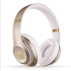 Gold beats studio wireless